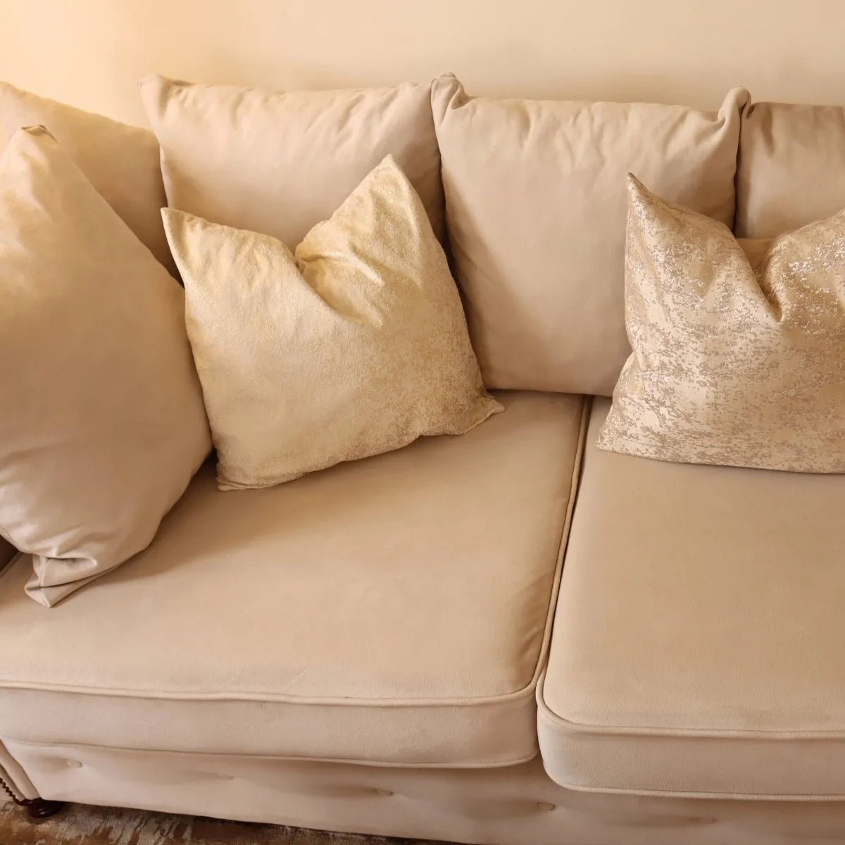 Oakland Scatter Back Velvet Corner Sofa in Beige or Grey Velvet