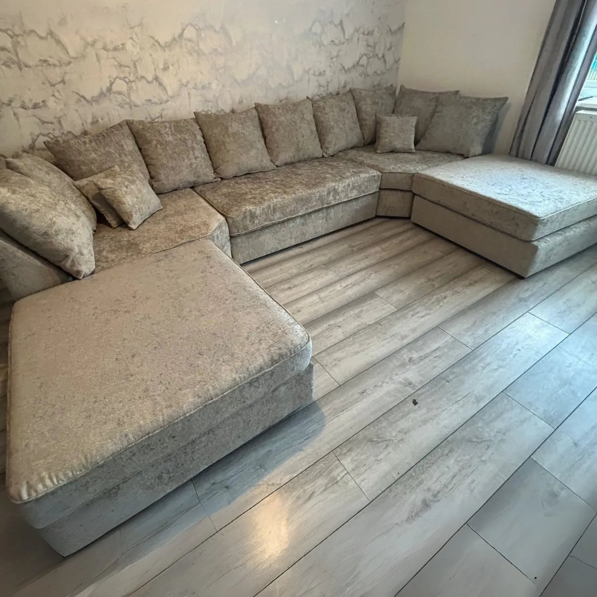 Bishop U-Shape Corner Sofa Scatter Back Beige
