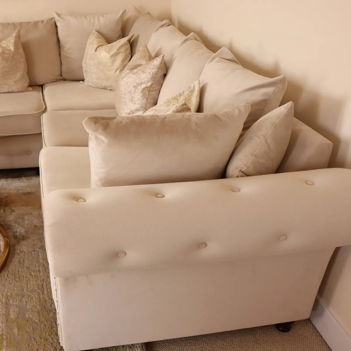 Oakland Scatter Back Velvet Corner Sofa in Beige or Grey Velvet